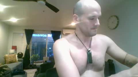 Snapshot of theoutfitter chatting on February 2026 11:58:02 PM MISTERPOWERS online show from February 2026 11:58:02 PM
