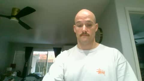 Snapshot of theoutfitter chatting on April 2026 06:50:01 PM MISTERPOWERS online show from April 2026 06:50:01 PM