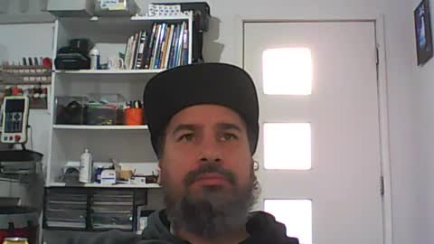 Snapshot of theozbeardguy chatting on July 2026 03:10:02 AM aussiebeard online show from July 2026 03:10:02 AM
