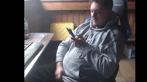 Snapshot of therealbigcheese0695 chatting on January 2025 06:46:01 PM therealbigcheese0695 online show from January 2025 06:46:01 PM