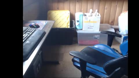 Snapshot of therealbigcheese0695 chatting on March 2025 06:54:01 PM therealbigcheese0695 online show from March 2025 06:54:01 PM