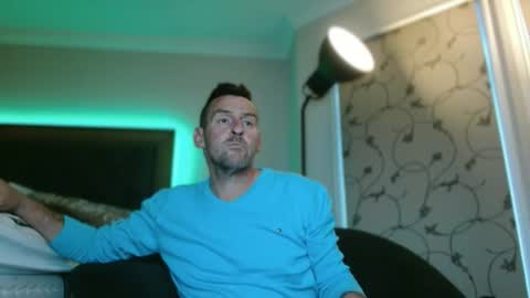 Snapshot of therealkurva4u chatting on October 2025 08:00:02 PM therealkurva4u online show from October 2025 08:00:02 PM