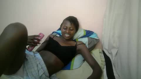 Snapshot of therry_heart chatting on September 2025 09:58:01 PM hearty online show from September 2025 09:58:01 PM