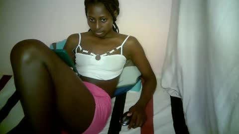 Snapshot of therry_heart chatting on September 2025 11:45:01 AM hearty online show from September 2025 11:45:01 AM