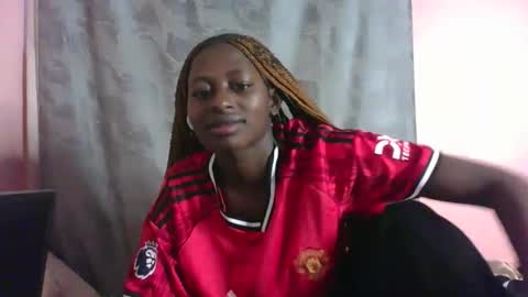 Snapshot of therry_heart chatting on November 2025 04:34:01 AM hearty online show from November 2025 04:34:01 AM