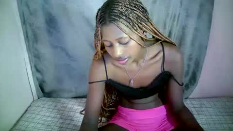 Snapshot of therry_heart chatting on December 2025 11:04:02 AM hearty online show from December 2025 11:04:02 AM