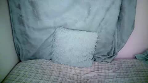 Snapshot of therry_heart chatting on December 2025 08:15:02 PM hearty online show from December 2025 08:15:02 PM