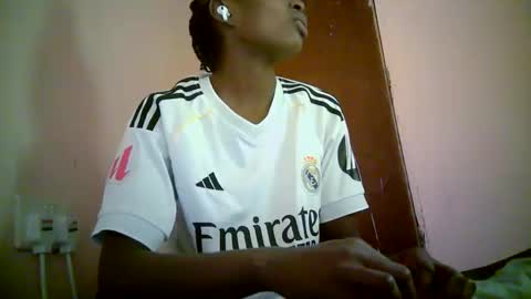 Snapshot of therry_heart chatting on February 2026 11:19:02 PM hearty online show from February 2026 11:19:02 PM