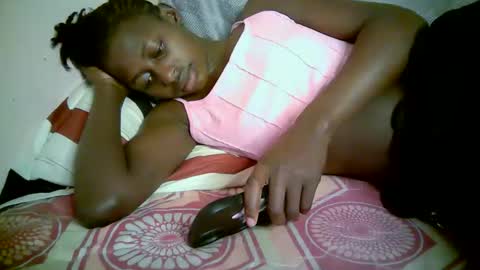 Snapshot of therry_heart chatting on February 2026 08:42:01 AM hearty online show from February 2026 08:42:01 AM