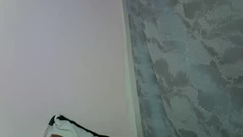 Snapshot of therry_heart chatting on February 2026 08:54:01 AM hearty online show from February 2026 08:54:01 AM