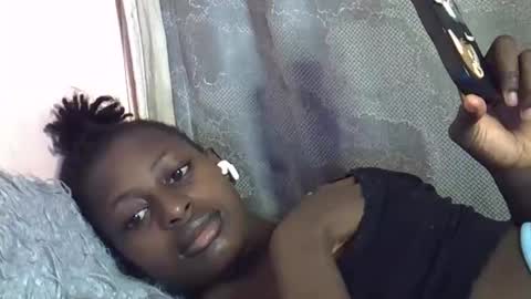 Snapshot of therry_heart chatting on February 2026 12:28:01 PM hearty online show from February 2026 12:28:01 PM