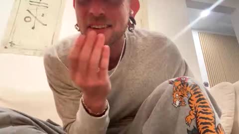 VEGAS online show from December 2025 10:31:01 AM