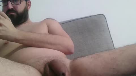 Saint online show from November 2025 03:45:01 PM