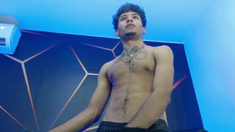 theskinny8inch_ online show from January 2025 05:14:02 AM