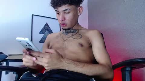 theskinny8inch_ online show from February 2025 08:39:01 AM