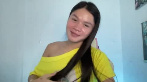 Snapshot of thesweetgirlugly_lilly chatting on July 2026 12:23:01 PM thesweetgirlugly_lilly online show from July 2026 12:23:01 PM