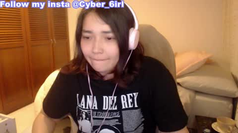 Snapshot of thetalkingbutt chatting on February 2026 02:04:01 AM Mai online show from February 2026 02:04:01 AM