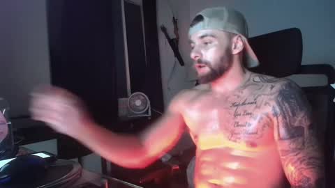 Snapshot of theufcfan_8181 chatting on September 2025 07:13:02 AM troy online show from September 2025 07:13:02 AM