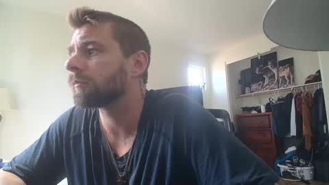 Snapshot of theufcfan_8181 chatting on April 2026 10:29:02 PM troy online show from April 2026 10:29:02 PM