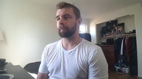 Snapshot of theufcfan_8181 chatting on April 2026 09:56:02 PM troy online show from April 2026 09:56:02 PM