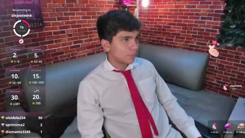 Snapshot of thiago_kozak chatting on May 2026 05:05:02 AM thiago online show from May 2026 05:05:02 AM
