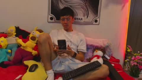 thiago_n_sam online show from December 2025 02:32:02 AM