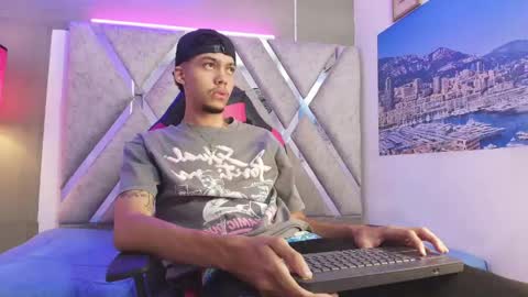 Snapshot of thiago_preston chatting on May 2026 08:36:01 PM Thiago online show from May 2026 08:36:01 PM