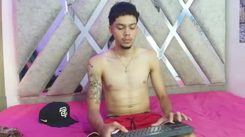 Snapshot of thiago_preston chatting on May 2026 08:07:01 PM Thiago online show from May 2026 08:07:01 PM