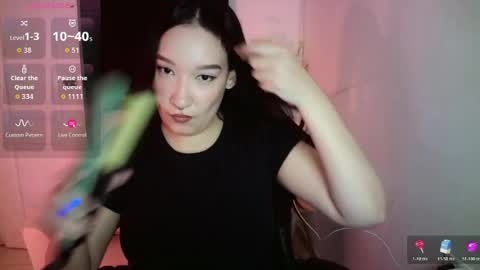 Snapshot of thiara_dor chatting on May 2026 03:44:01 AM Thiara Next Stream 0211 get my social media 3 online show from May 2026 03:44:01 AM