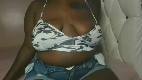 thick_godess online show from October 2025 09:31:01 AM