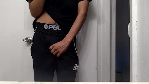 Snapshot of thickbigdick789 chatting on October 2025 06:48:01 PM thickbigdick789 online show from October 2025 06:48:01 PM