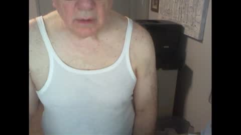 Snapshot of thickmelnik chatting on July 2026 10:56:01 PM James online show from July 2026 10:56:01 PM