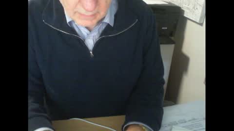 Snapshot of thickmelnik chatting on August 2026 01:52:02 AM James online show from August 2026 01:52:02 AM