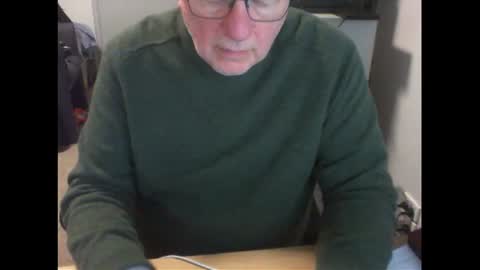 Snapshot of thickmelnik chatting on August 2026 02:41:02 PM James online show from August 2026 02:41:02 PM