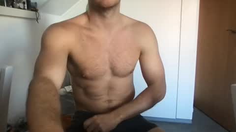 thierrinho8148 online show from January 2025 01:27:01 PM