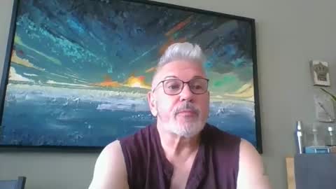Snapshot of thierrypapineau chatting on April 2026 08:21:01 PM thierrypapineau online show from April 2026 08:21:01 PM