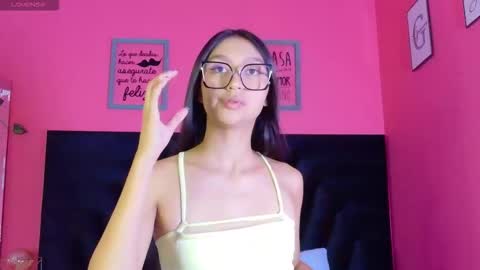 Eva  online show from February 2026 01:07:02 PM