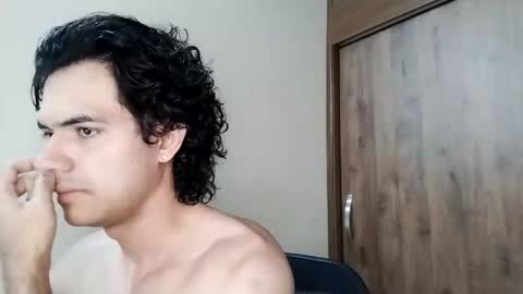 thisisnik online show from November 2025 10:01:02 PM