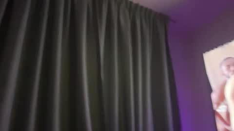 Snapshot of thixxdutchbamboo chatting on February 2025 04:31:01 AM thixxdutchbamboo online show from February 2025 04:31:01 AM