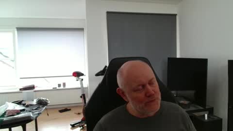 thomas315627 online show from April 2026 11:16:01 AM