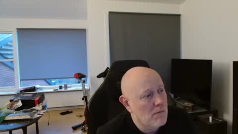 thomas315627 online show from April 2026 06:21:01 PM