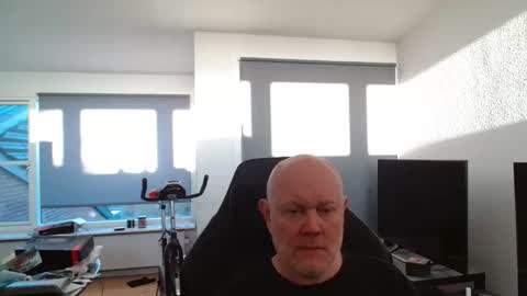 Snapshot of thomas315627 chatting on April 2026 04:48:02 AM thomas315627 online show from April 2026 04:48:02 AM