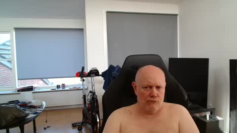 Snapshot of thomas315627 chatting on May 2026 06:21:02 AM thomas315627 online show from May 2026 06:21:02 AM
