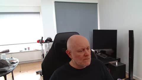 Snapshot of thomas315627 chatting on May 2026 01:06:01 PM thomas315627 online show from May 2026 01:06:01 PM
