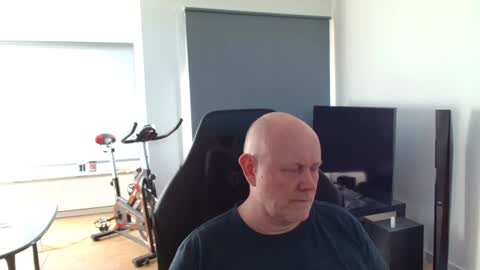 thomas806035 online show from June 2026 06:22:02 PM
