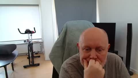thomas806035 online show from June 2026 11:58:02 AM