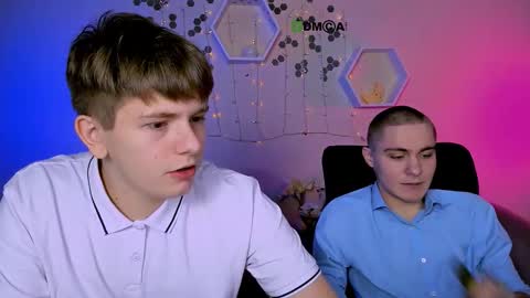 Snapshot of thomas_crow chatting on November 2025 10:10:02 AM thomas_crow online show from November 2025 10:10:02 AM