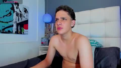 ---Thomas--- online show from January 2025 07:53:02 AM