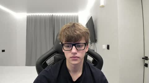 Tomas online show from May 2026 01:23:02 AM