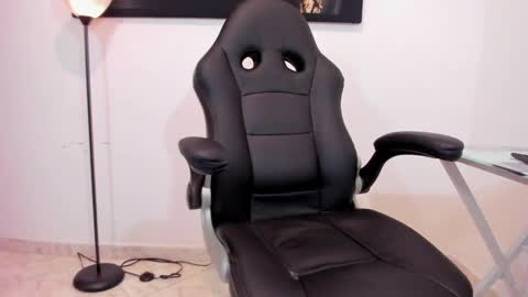 Thomas online show from January 2025 03:24:02 AM